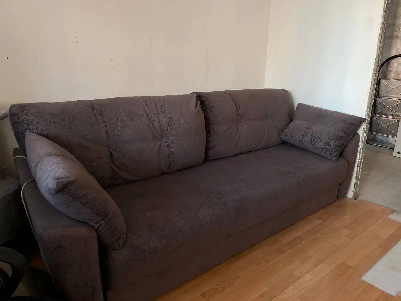 Продам диван MOON 051 фиолетового цвета - Мебель (Барахолка) в Балашиха