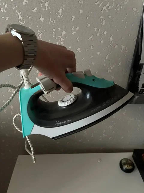 Отдам рабочий утюг - Проездные билеты в Балашиха