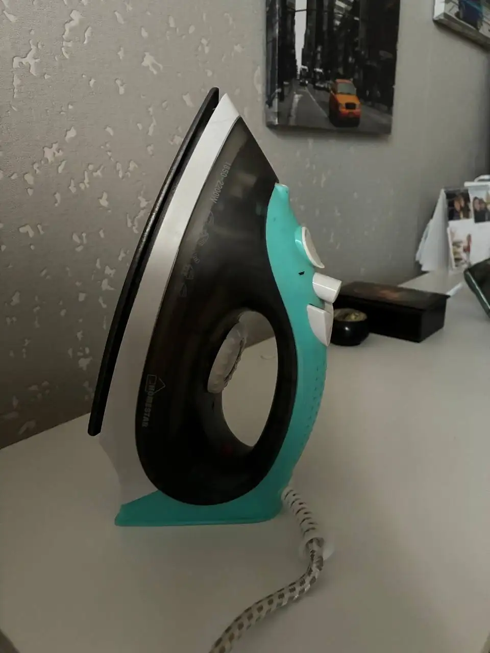 Отдам рабочий утюг - Барахолка в Балашиха