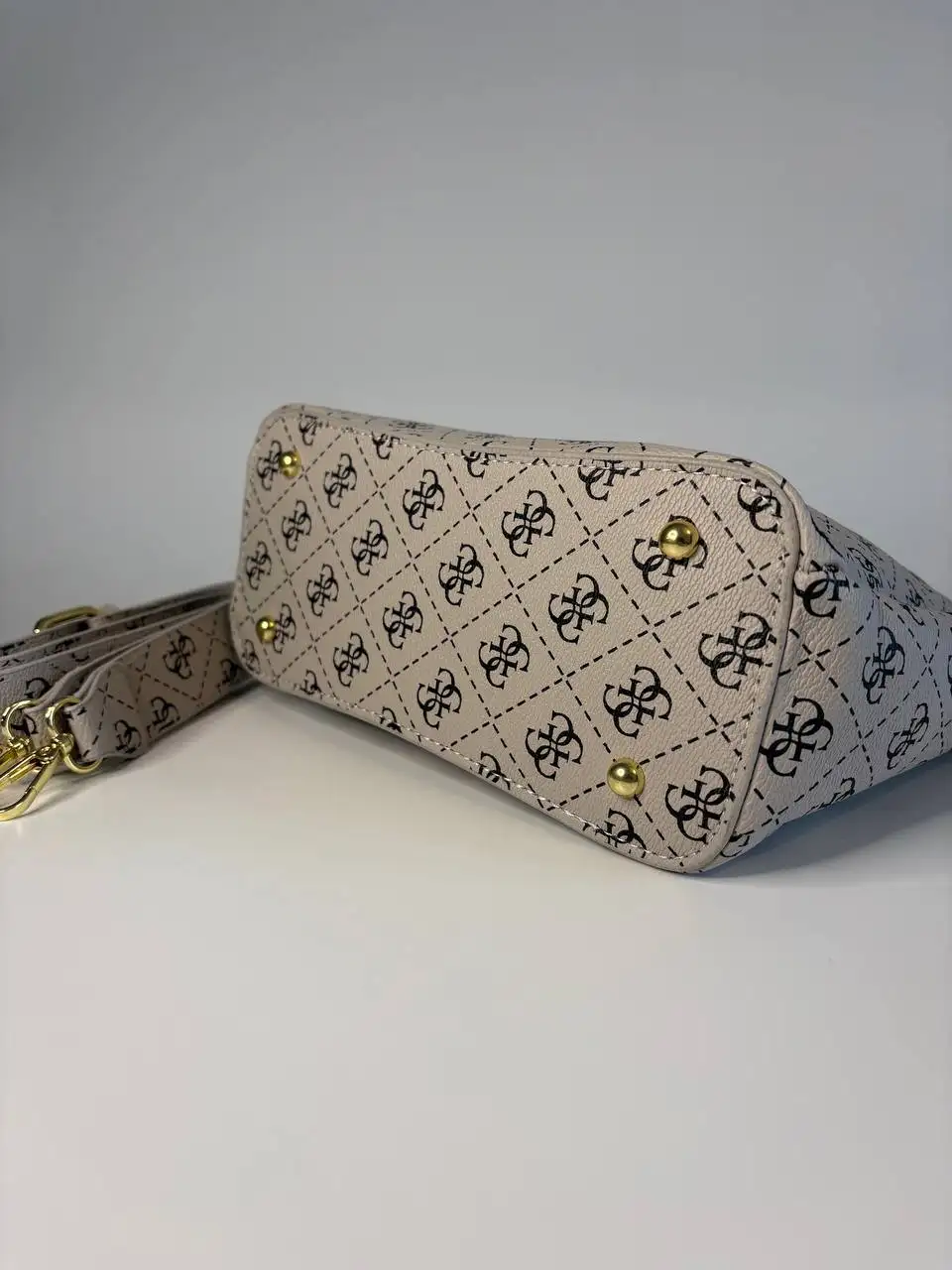 Продам новую сумку из эко кожи - Сумки (Одежда) в Балашиха