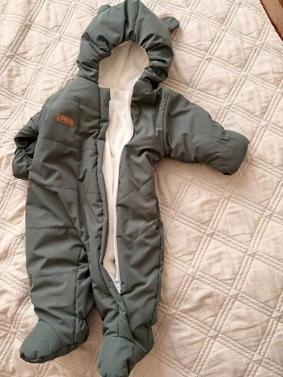 Продам детские комбинезоны двух размеров - Одежда (Товары для детей) в Балашиха