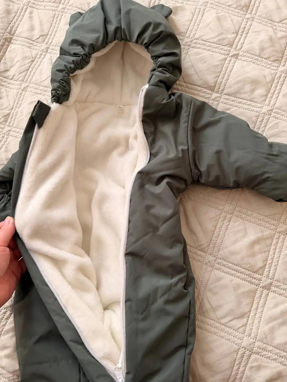 Продам детские комбинезоны двух размеров - Одежда (Товары для детей) в Балашиха