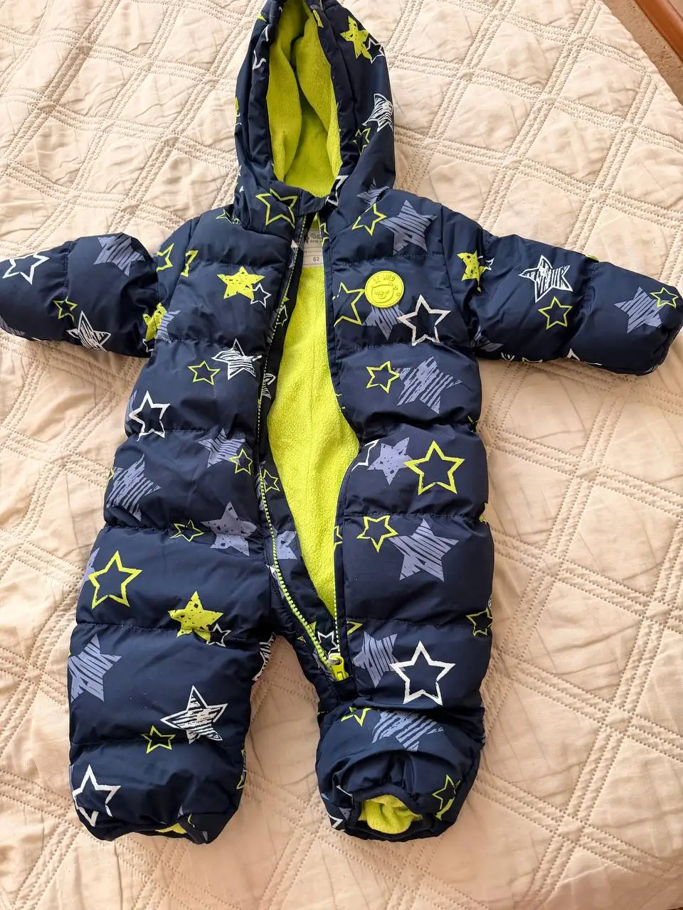 Продам детские комбинезоны двух размеров - Одежда (Товары для детей) в Балашиха