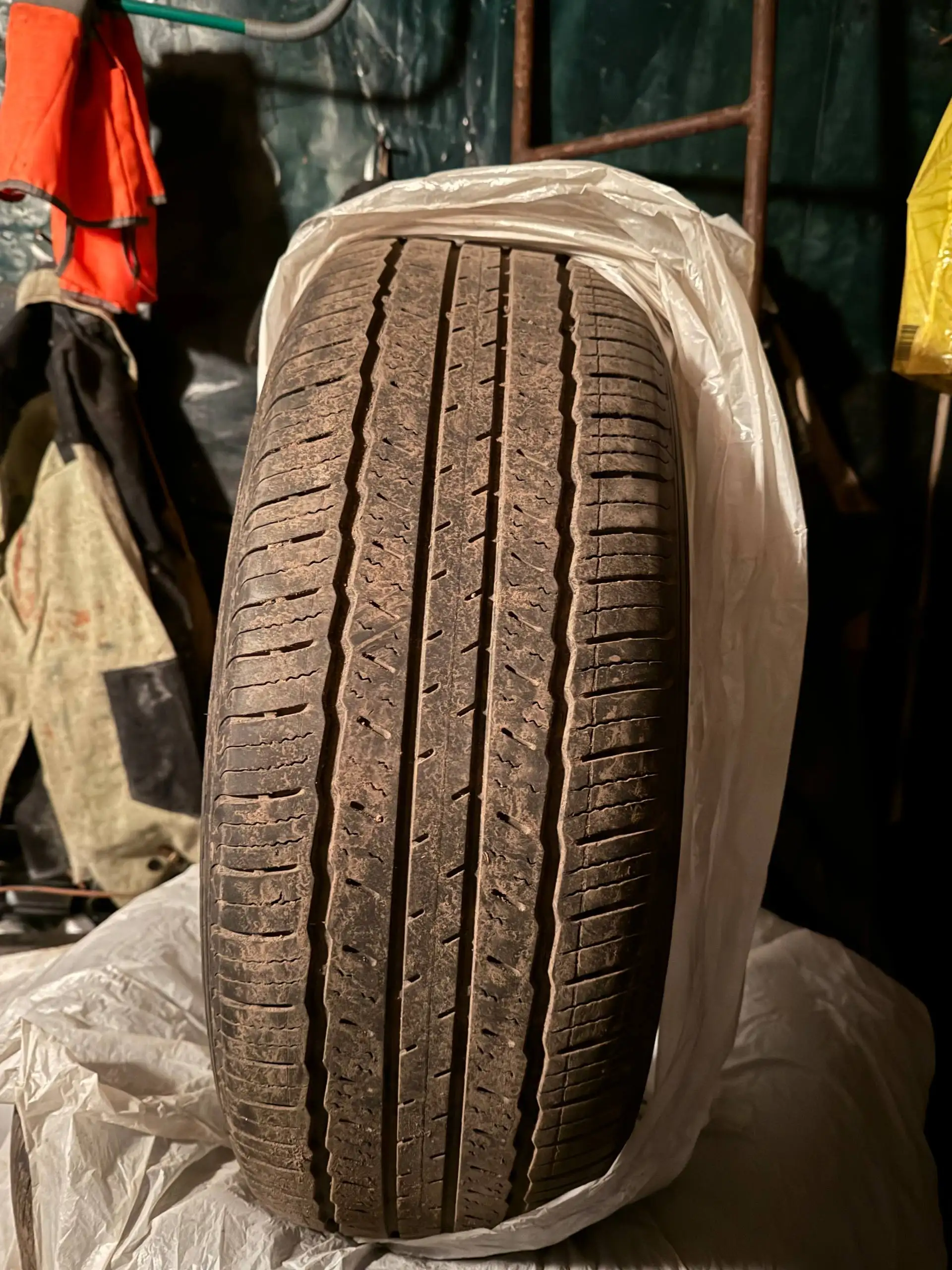 Продажа летней резины Delinte DH7 235/65 R17 - Шины и диски (Запчасти) в Балашиха