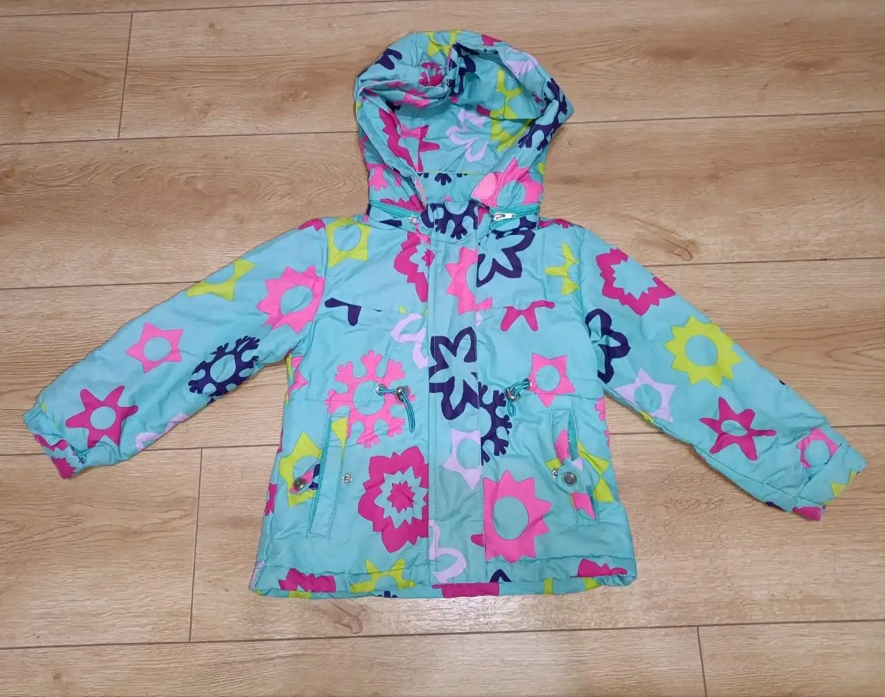 Курточка на весну размер 104 см - Верхняя одежда (Одежда) в Балашиха