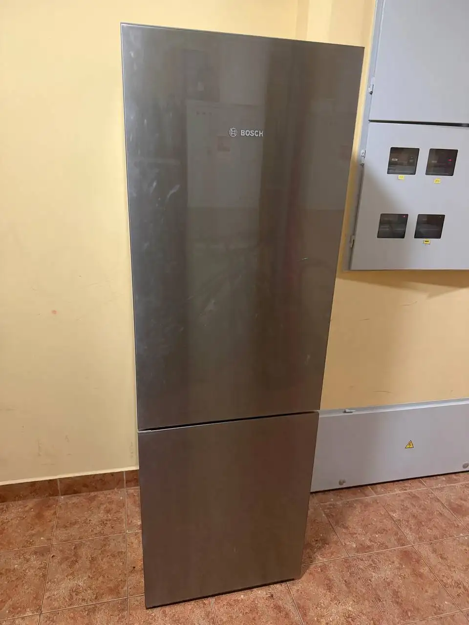 Холодильник BOSCH с бонусной техникой - Холодильники (Для дома и дачи) в Балашиха