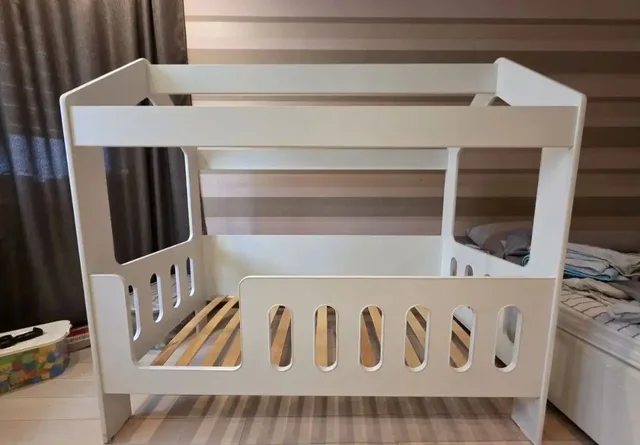 Стол 160х80 без повреждений - частное объявление в Балашиха