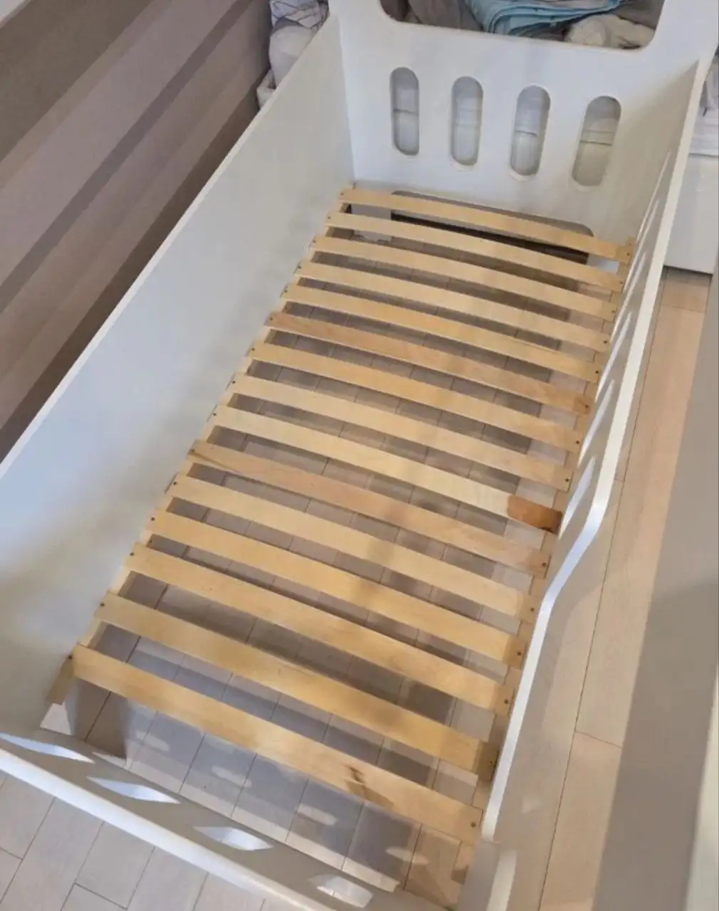 Стол 160х80 без повреждений - Барахолка в Балашиха