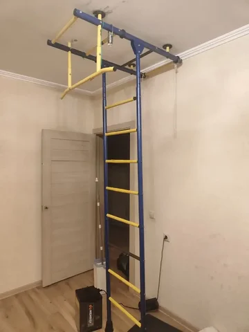 Продам спортивную стенку в состоянии после детей - Куклы и коллекционные фигурки в Балашиха