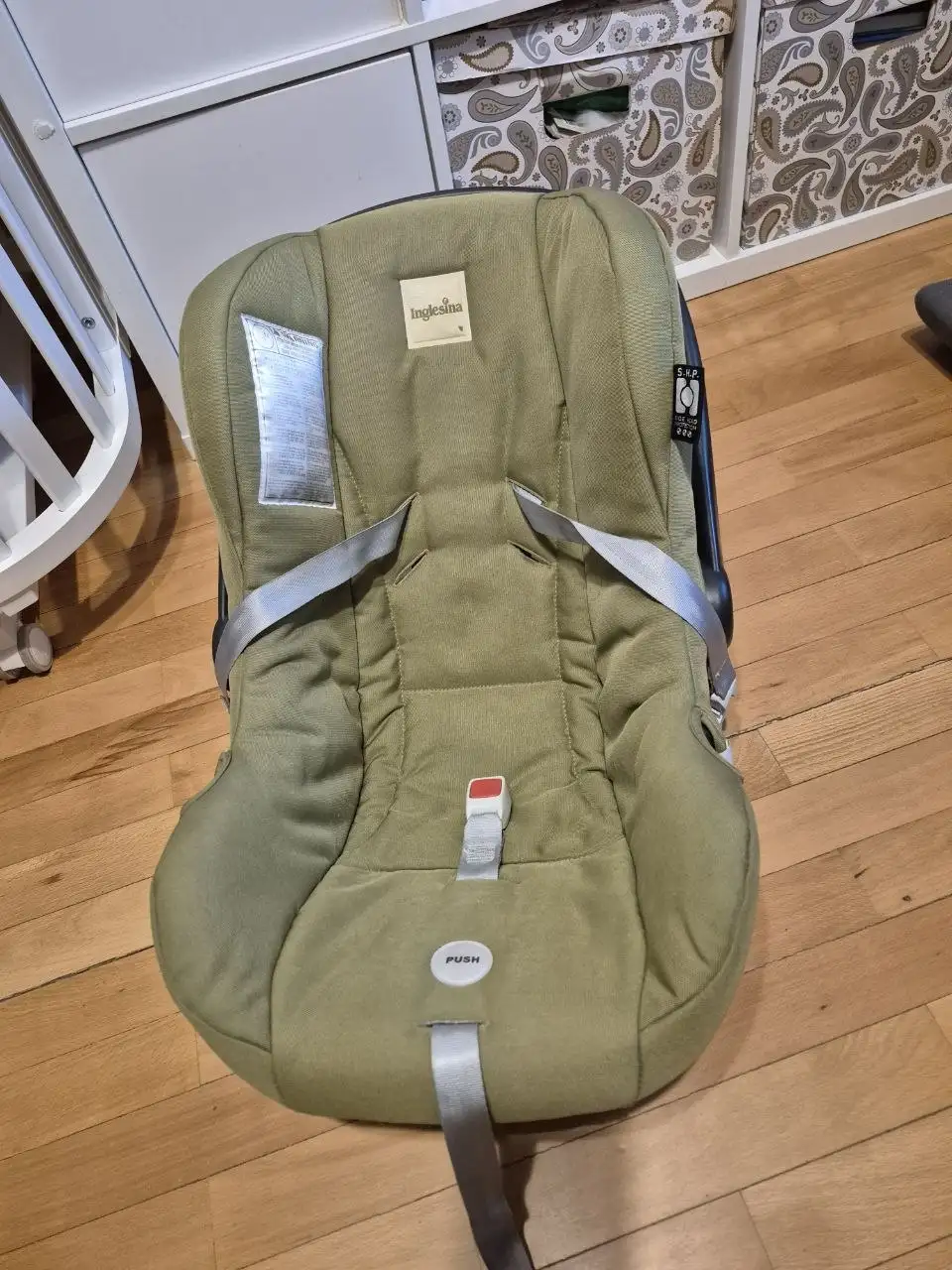 Продажа автолюльки Inglesina huggy shp с базой isofix - Автолюльки (Товары для детей) в Балашиха