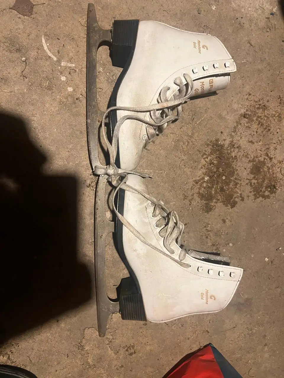 Пыльные шины - Шины (Авто) в Балашиха