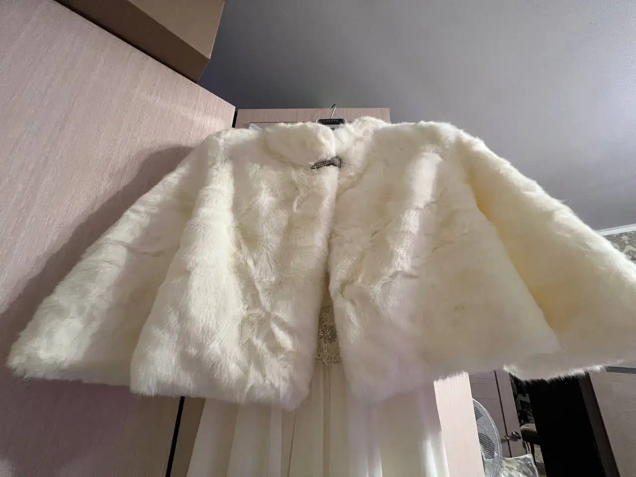 Накидка-шубка к платью - Аксессуары (Одежда) в Балашиха