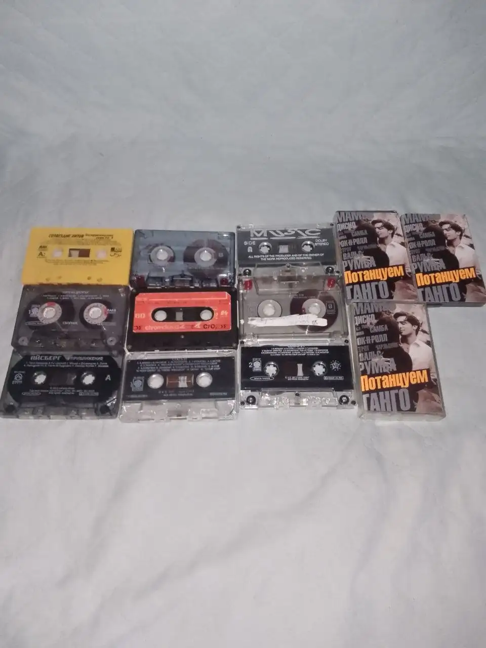 Аудиокассеты коллекционные, 36 штук - Коллекционирование (Хобби и отдых) в Балашиха