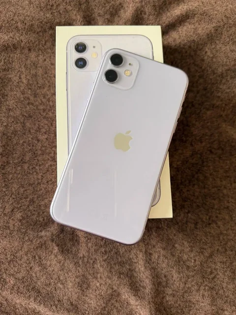 iPhone 11 64GB сиреневый - Смартфоны и гаджеты в Балашиха