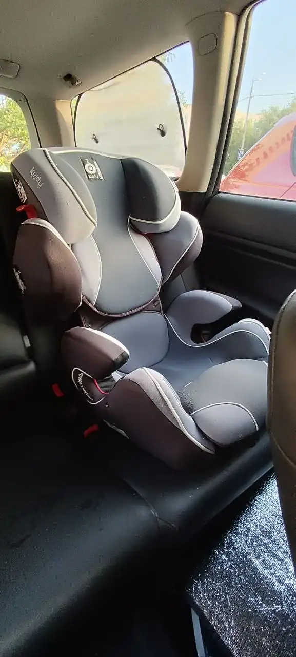 Продам 2 кресла Kiddy Guardian Pro 2 - Автокресла (Товары для детей) в Балашиха