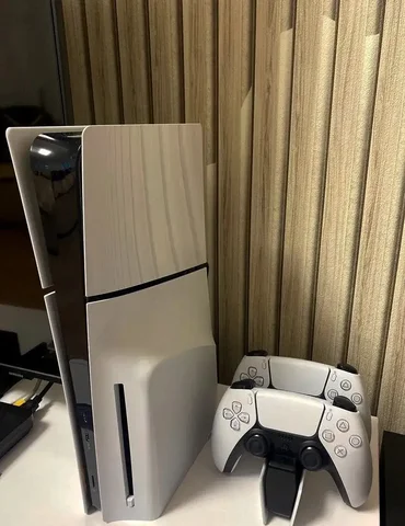 PlayStation 5 slim с двумя джойстиками и зарядной станцией - Роботы-пылесосы в Балашиха