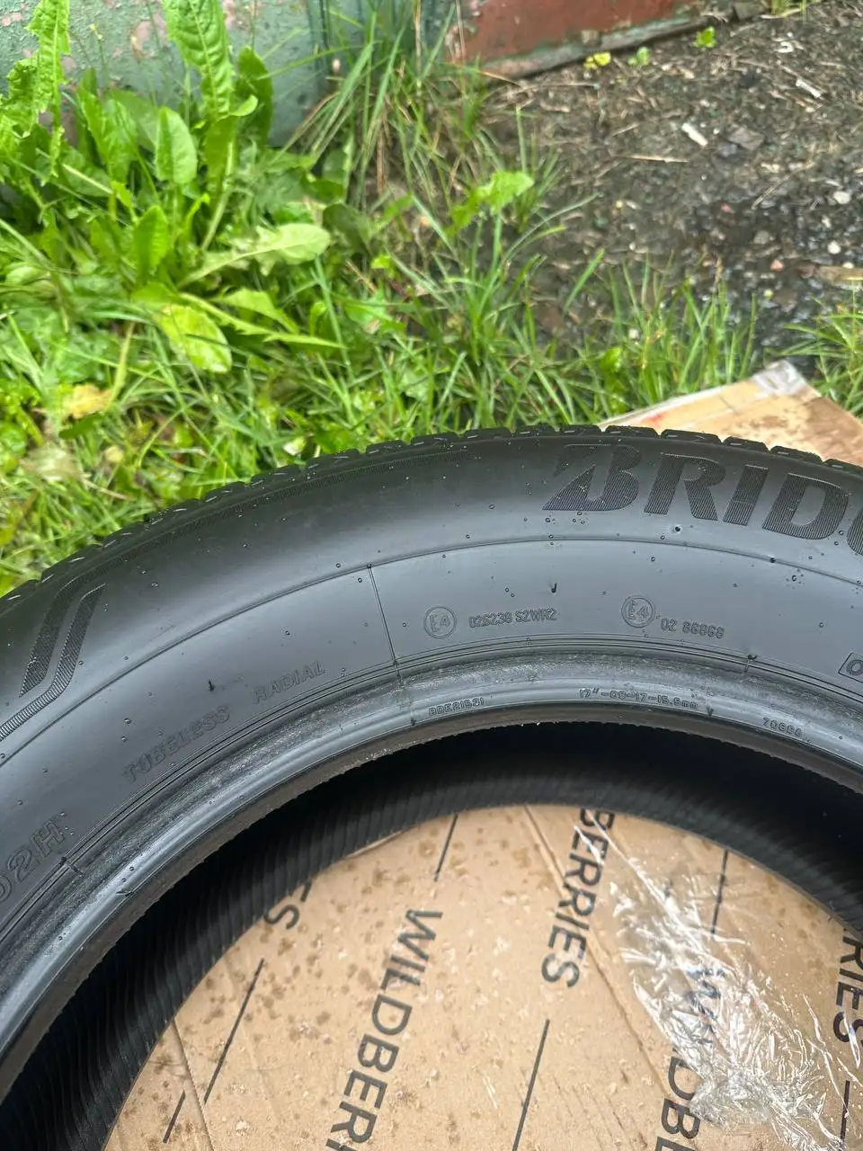 Продам летнюю резину BRIDGESTONE ALENZA 001 225/65 R17 - Шины (Авто) в Балашиха