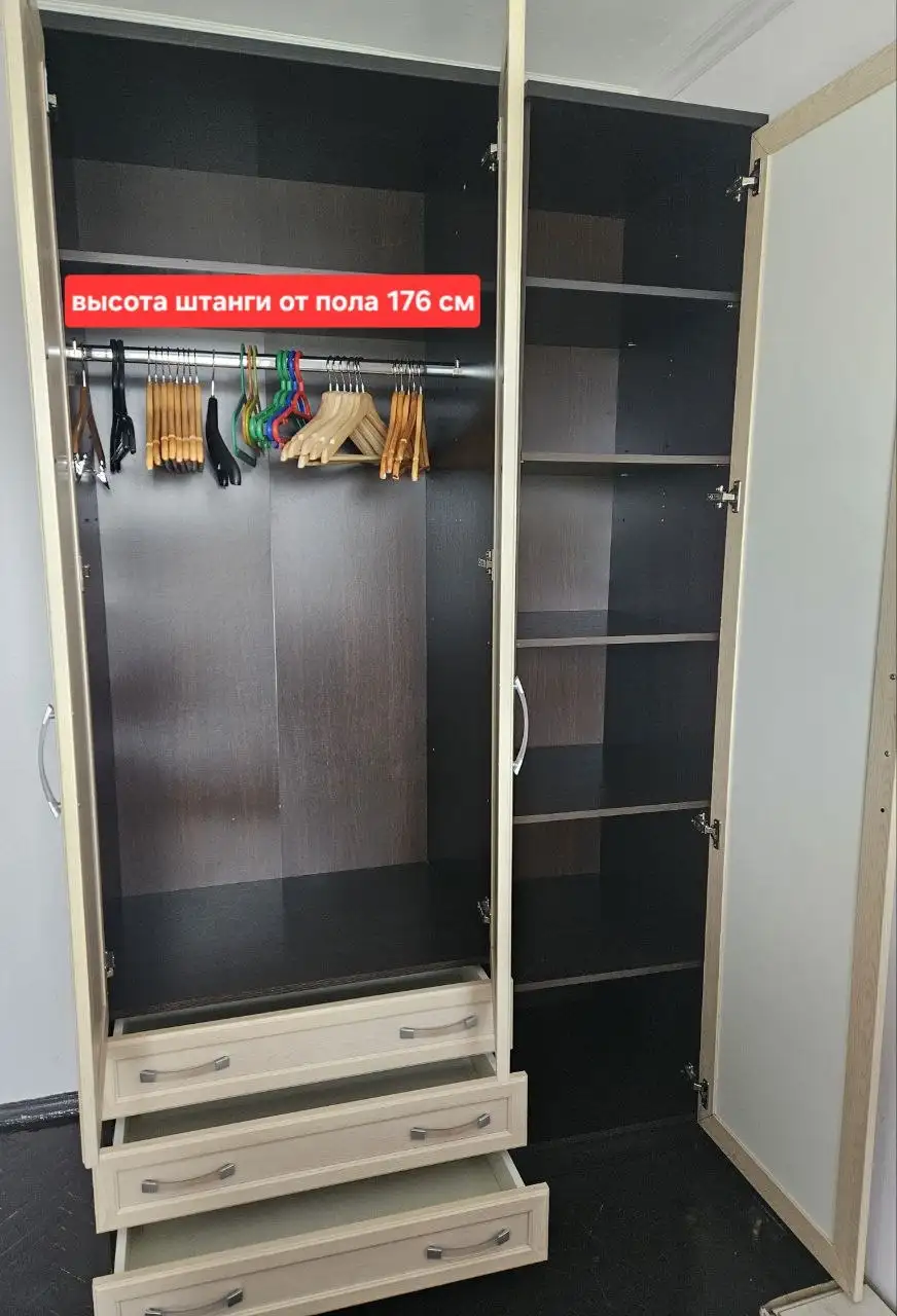 Продам б/у шкафы 2 шт - Мебель (Барахолка) в Балашиха