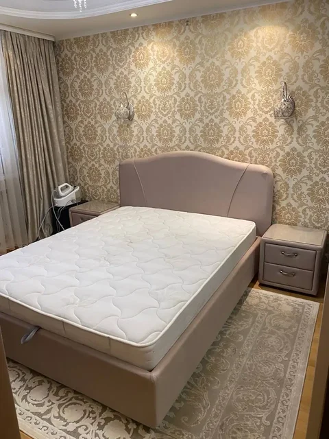Продам комплект новой мебели (кровать, комод, тумбочки) - Барахолка в Балашиха