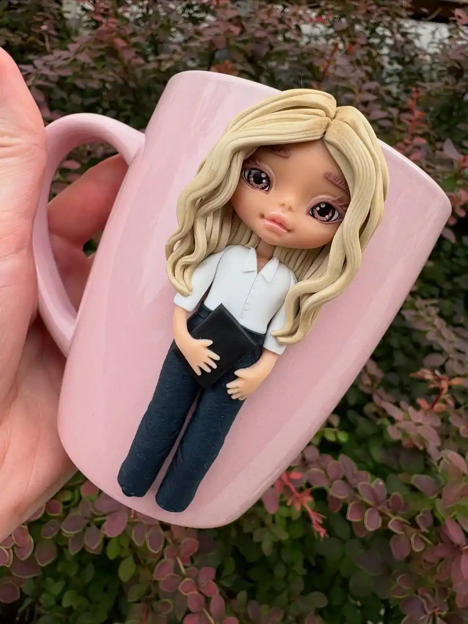 Кружки с декором из полимерной глины