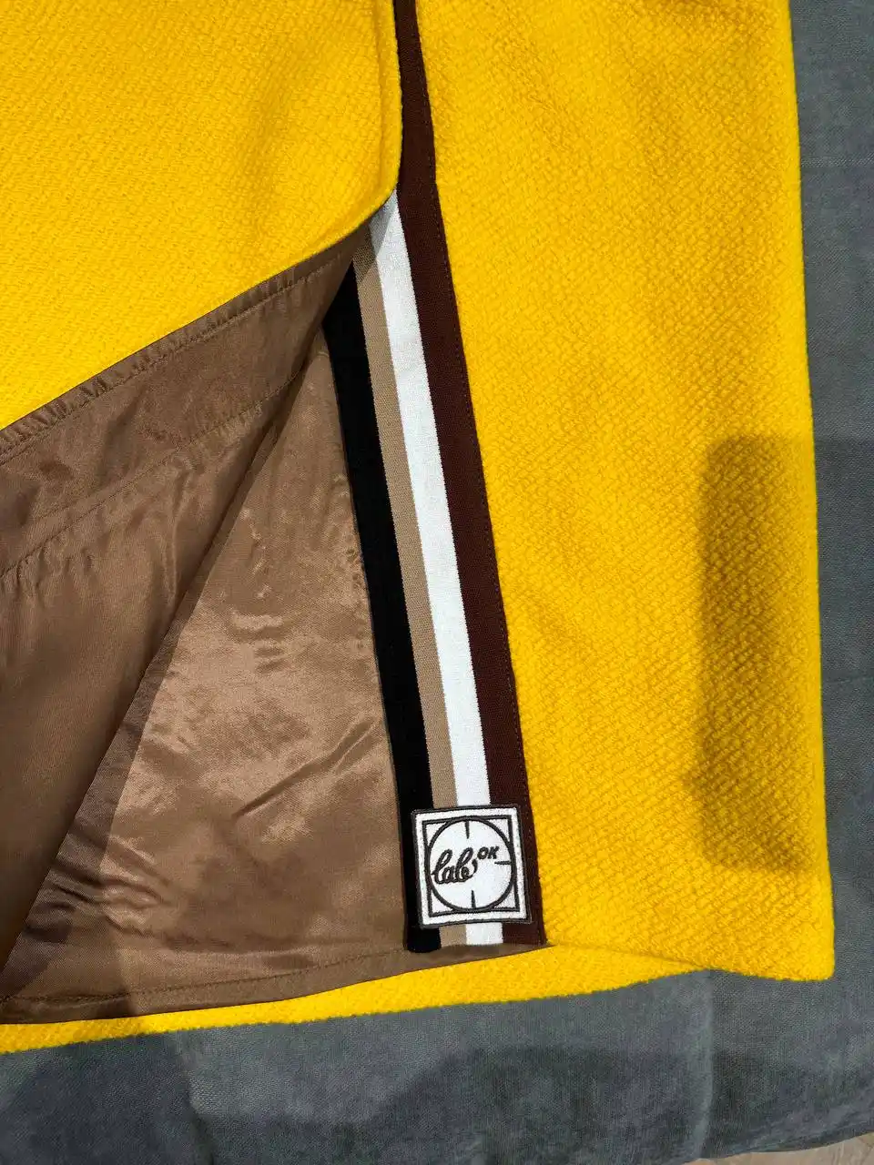 Костюм женский из твида