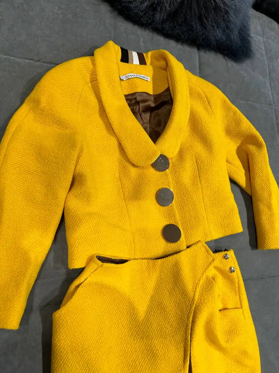 Костюм женский из твида