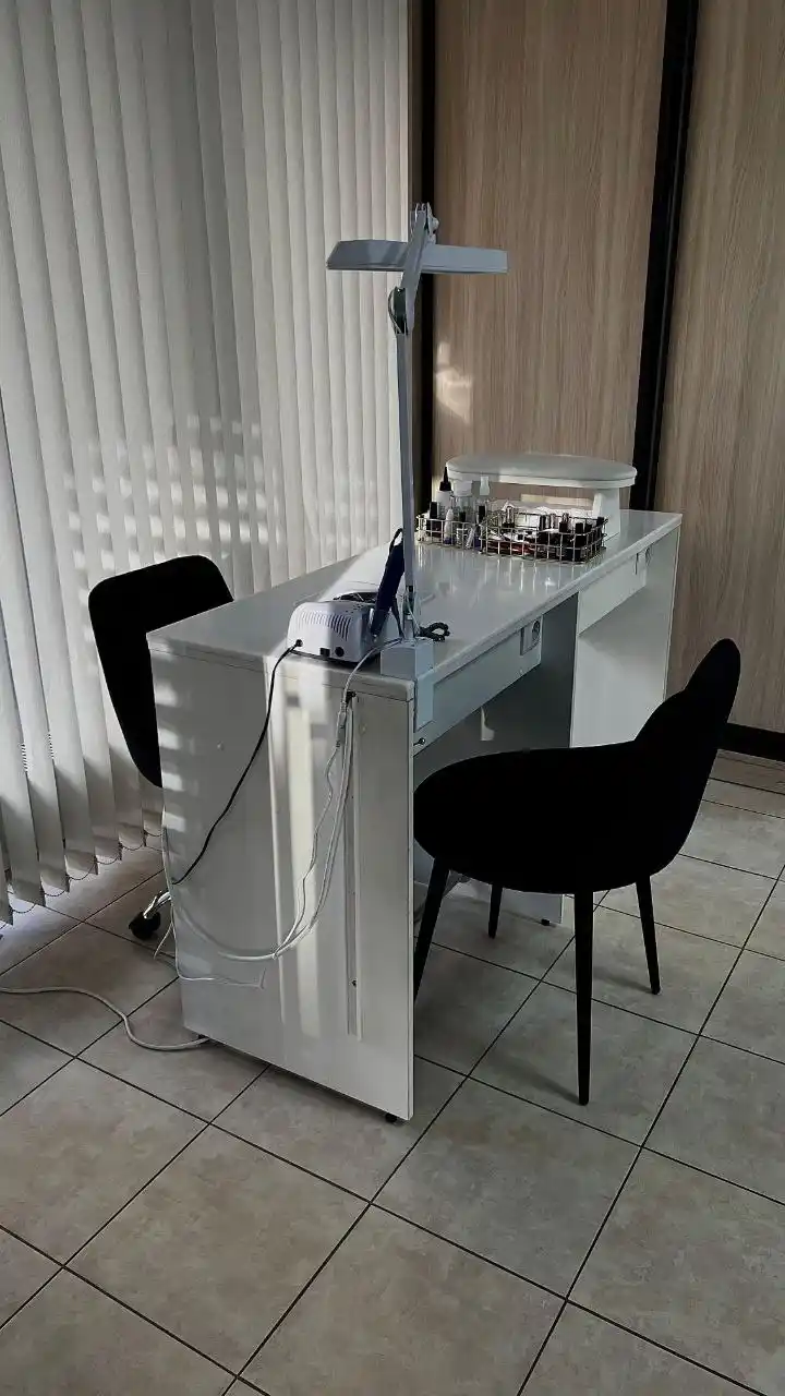 Аренда рабочего места для мастера маникюра