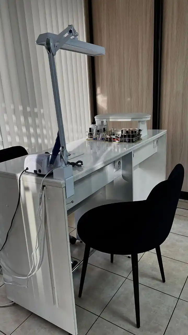 Аренда рабочего места для мастера маникюра