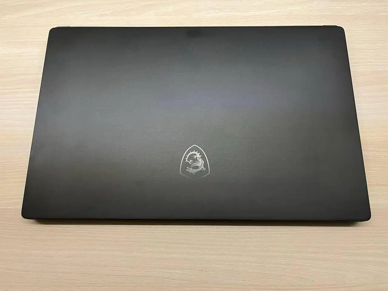 Продам мощный игровой ноутбук MSI GS76 Stealth