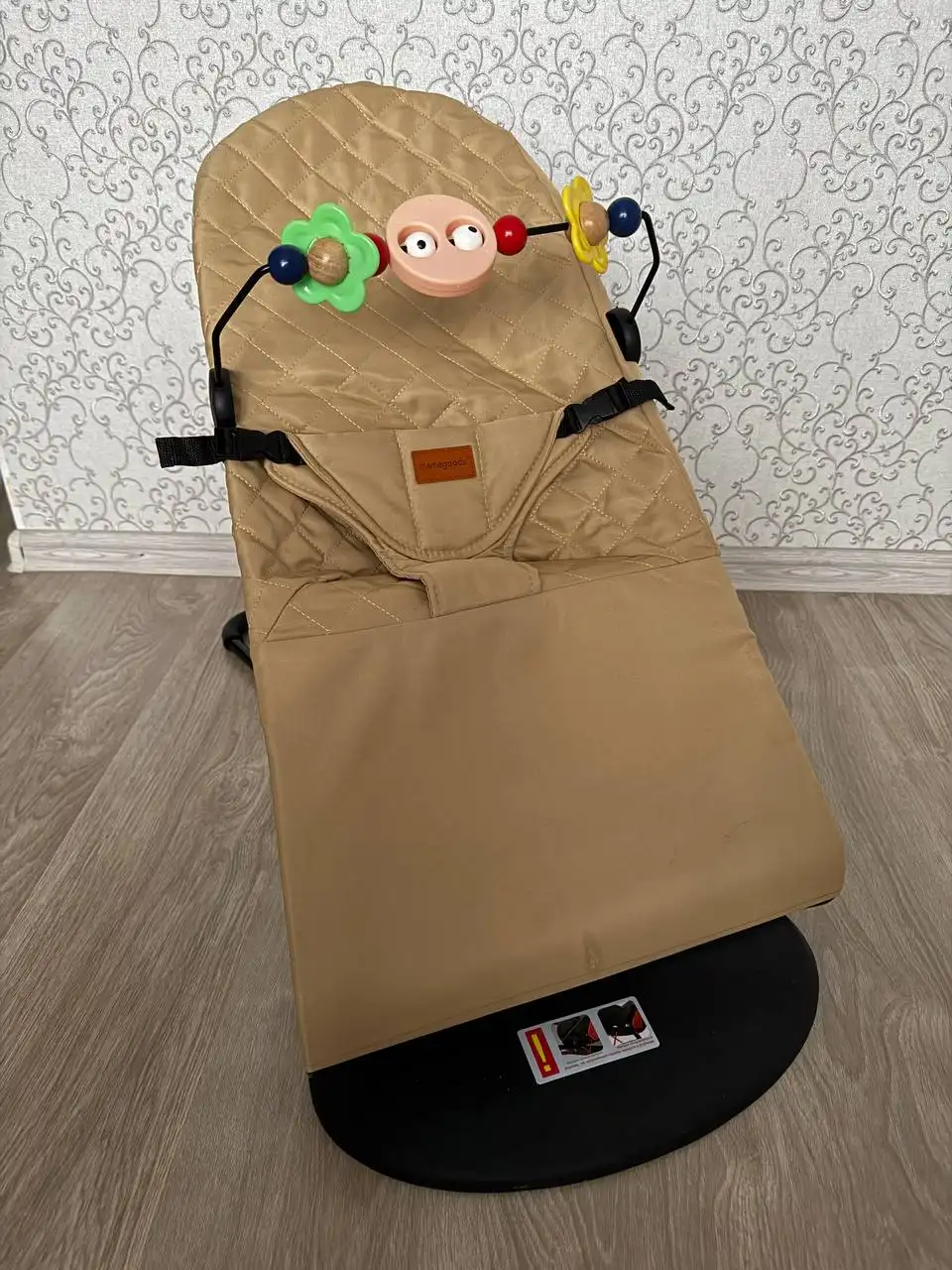 Шезлонг Mamagoods в идеальном состоянии