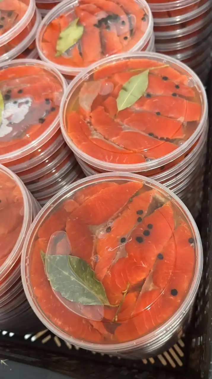 Продажа икры и рыбы