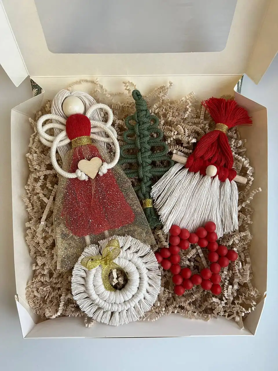 Украшения ручной работы в технике макраме