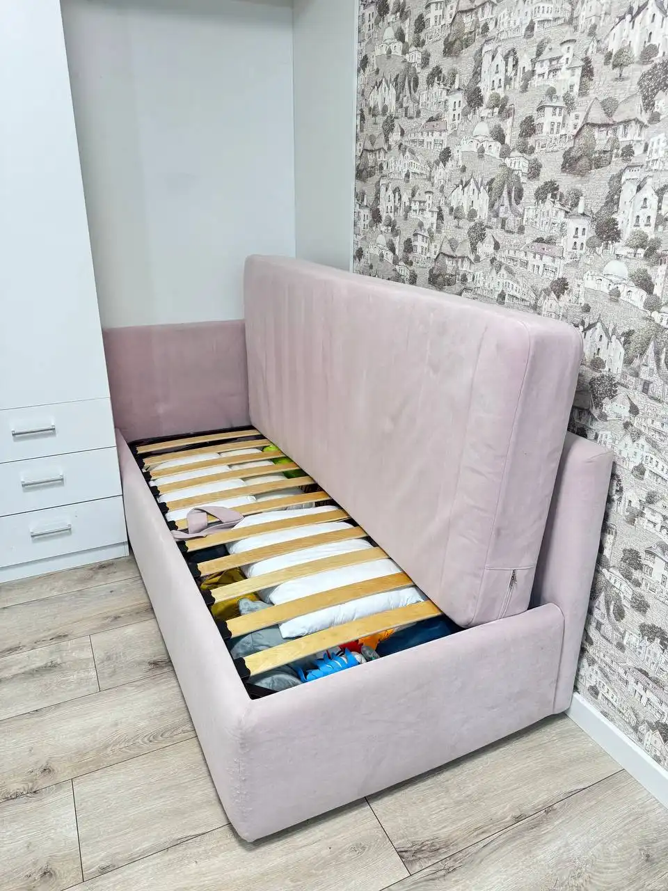 Продам диван Izzikids