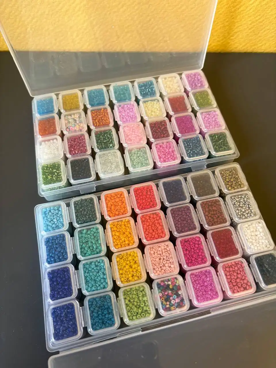 Продам бисер для рукоделия