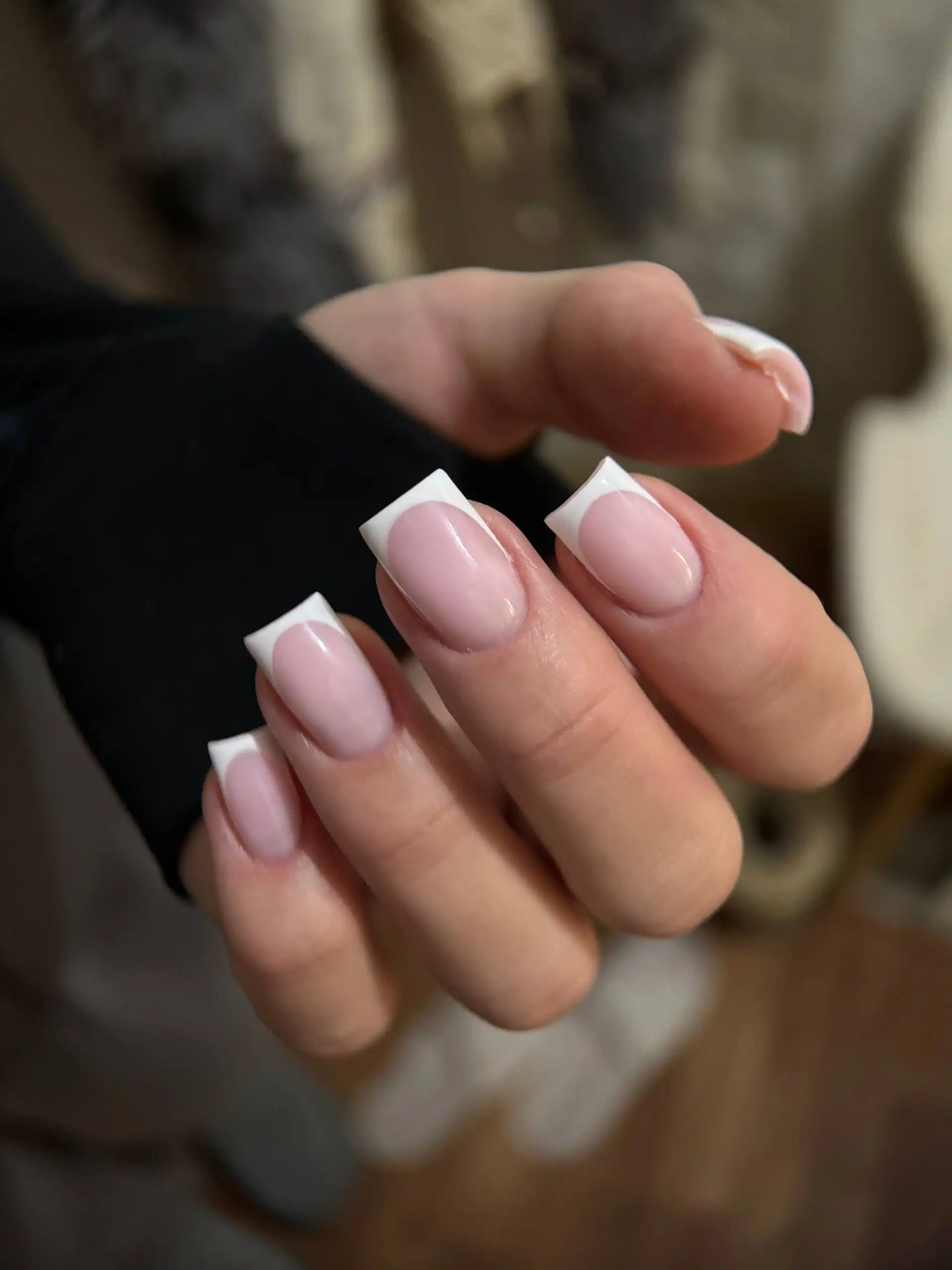 Мастер маникюра и педикюра