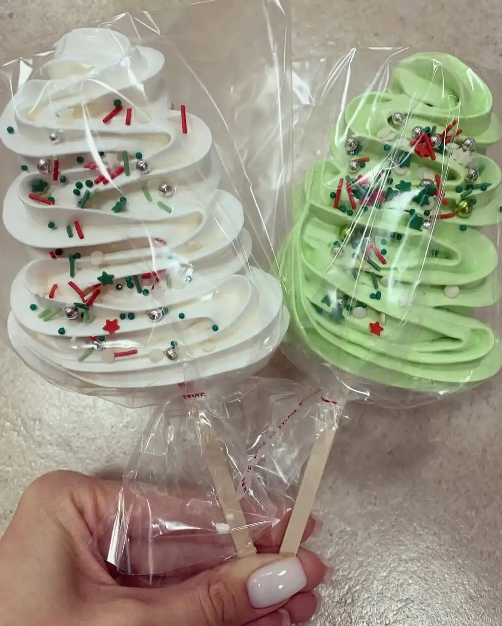 Предзаказы на новогодние десерты