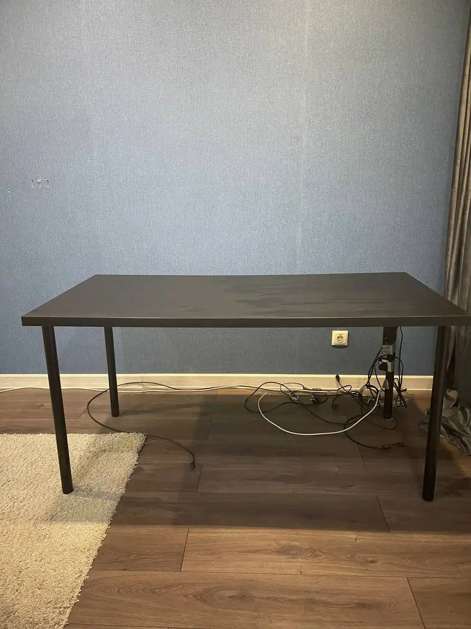 Продам компьютерный стол