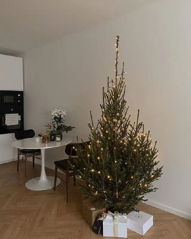 Настоящие Новогодние ели с доставкой