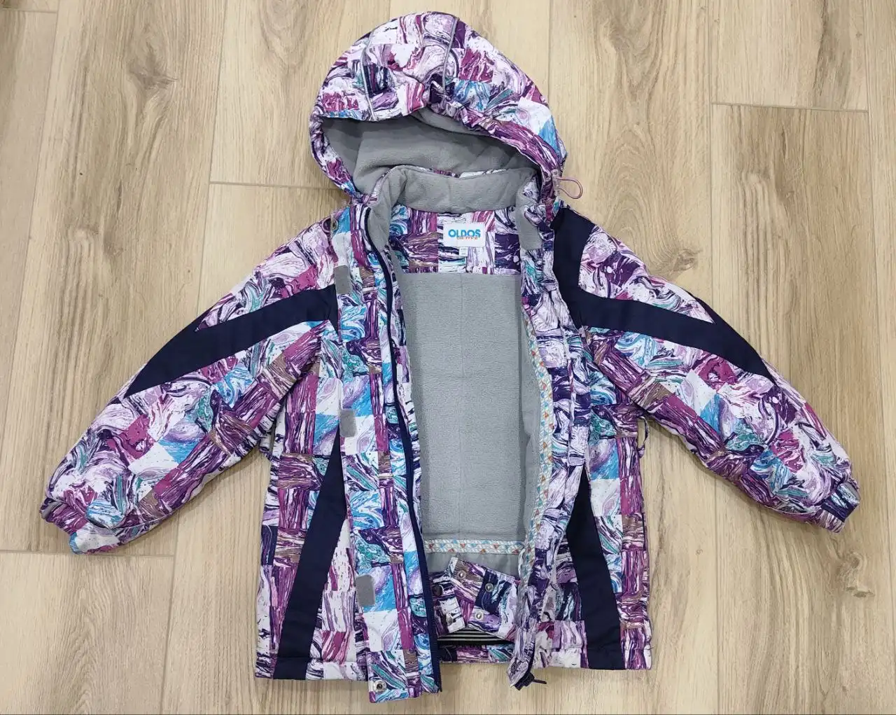 Продажа зимних курток разных размеров