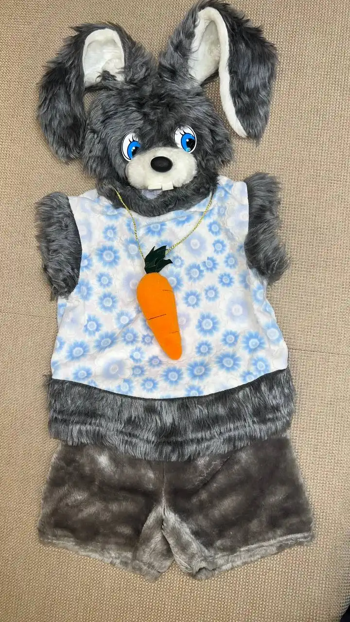 Костюм зайчика, размер 104