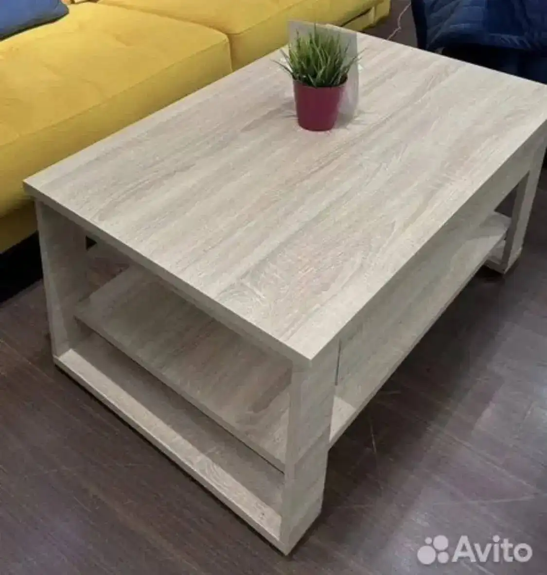 Продам новый стол в упаковке