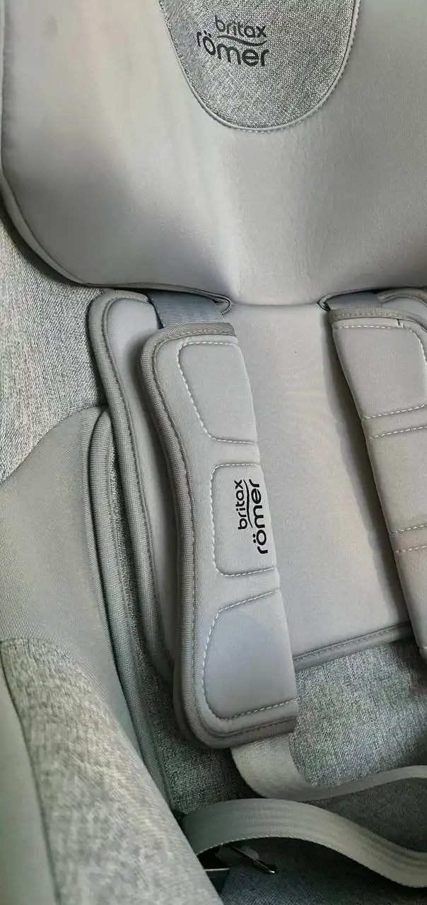 Продам автокресло Britax Roemer Trifix 2 i-Size