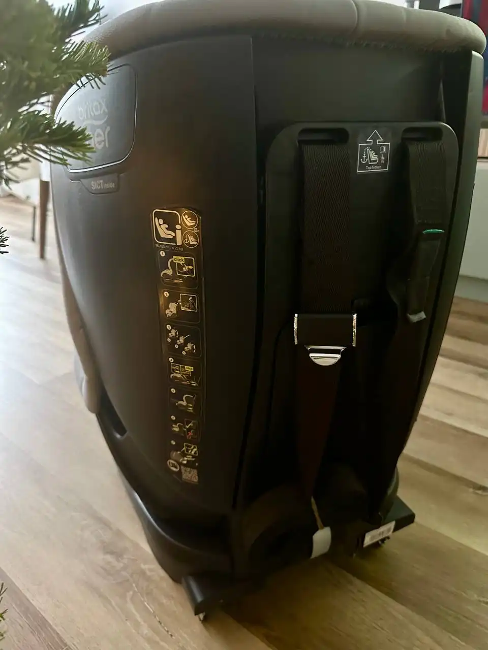 Продам автокресло Britax Roemer Trifix 2 i-Size