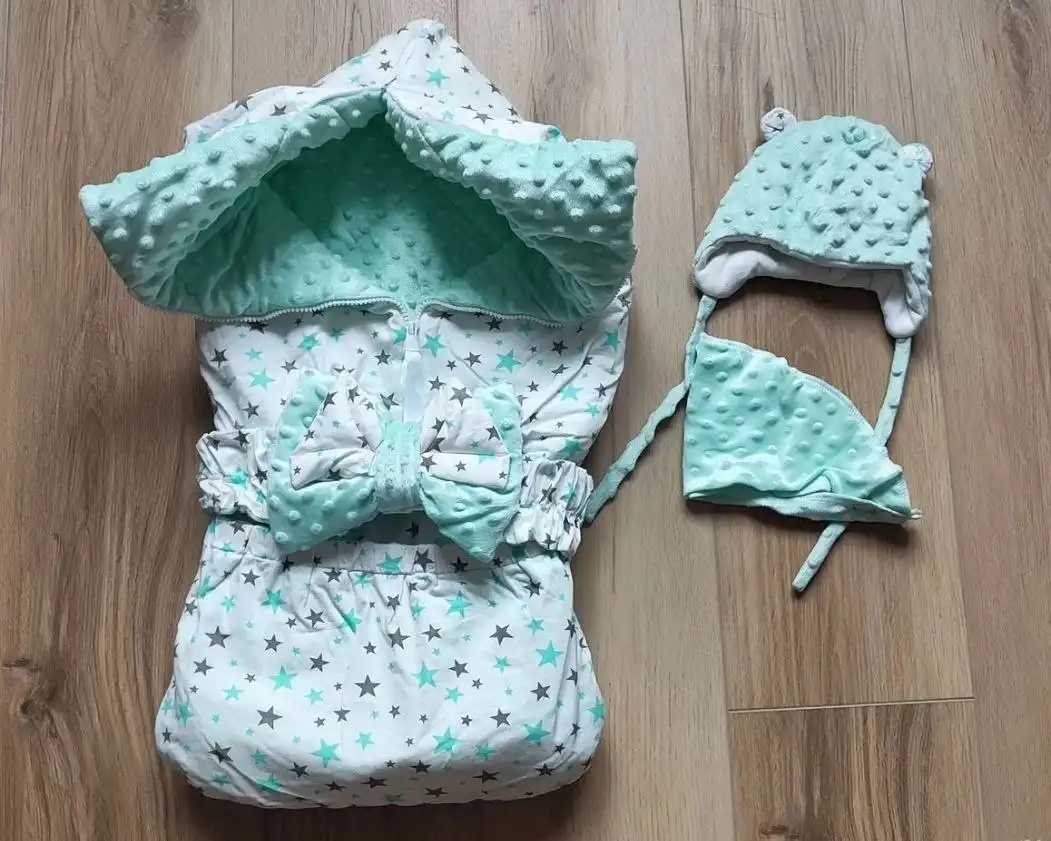 Продам детский конверт на выписку и кенгуру-переноску