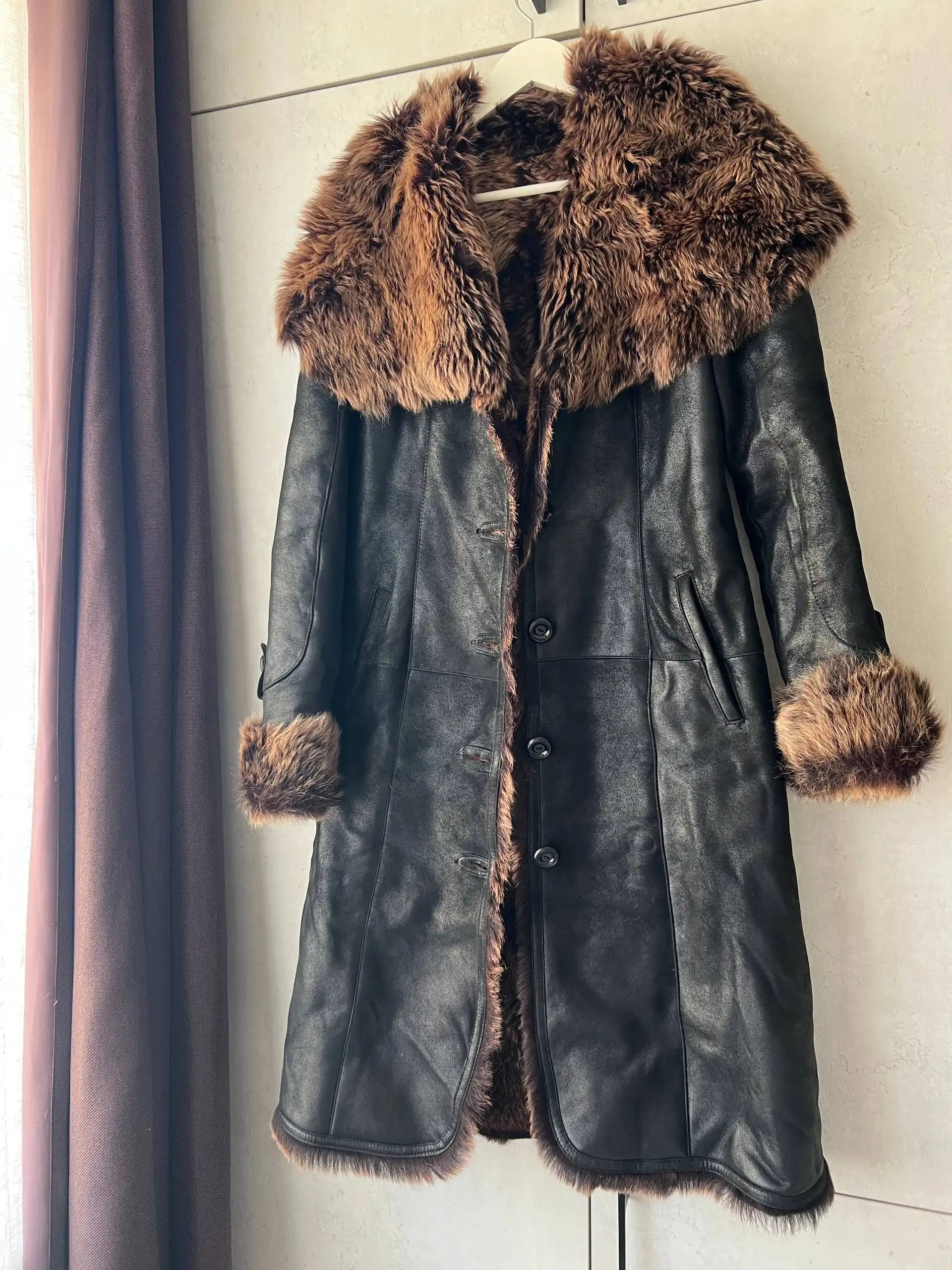 Отдам за 2 коробки Raffaello