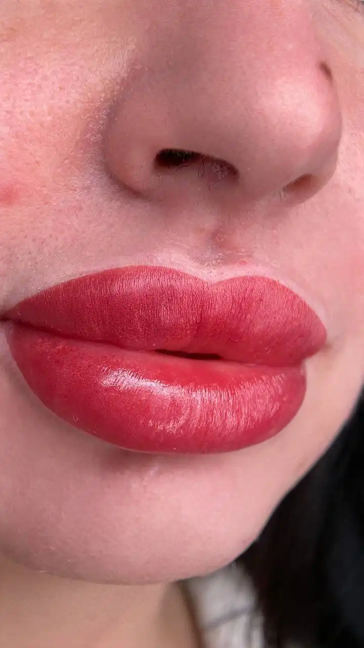 Модели на перманентный макияж бровей и губ для отработки техник