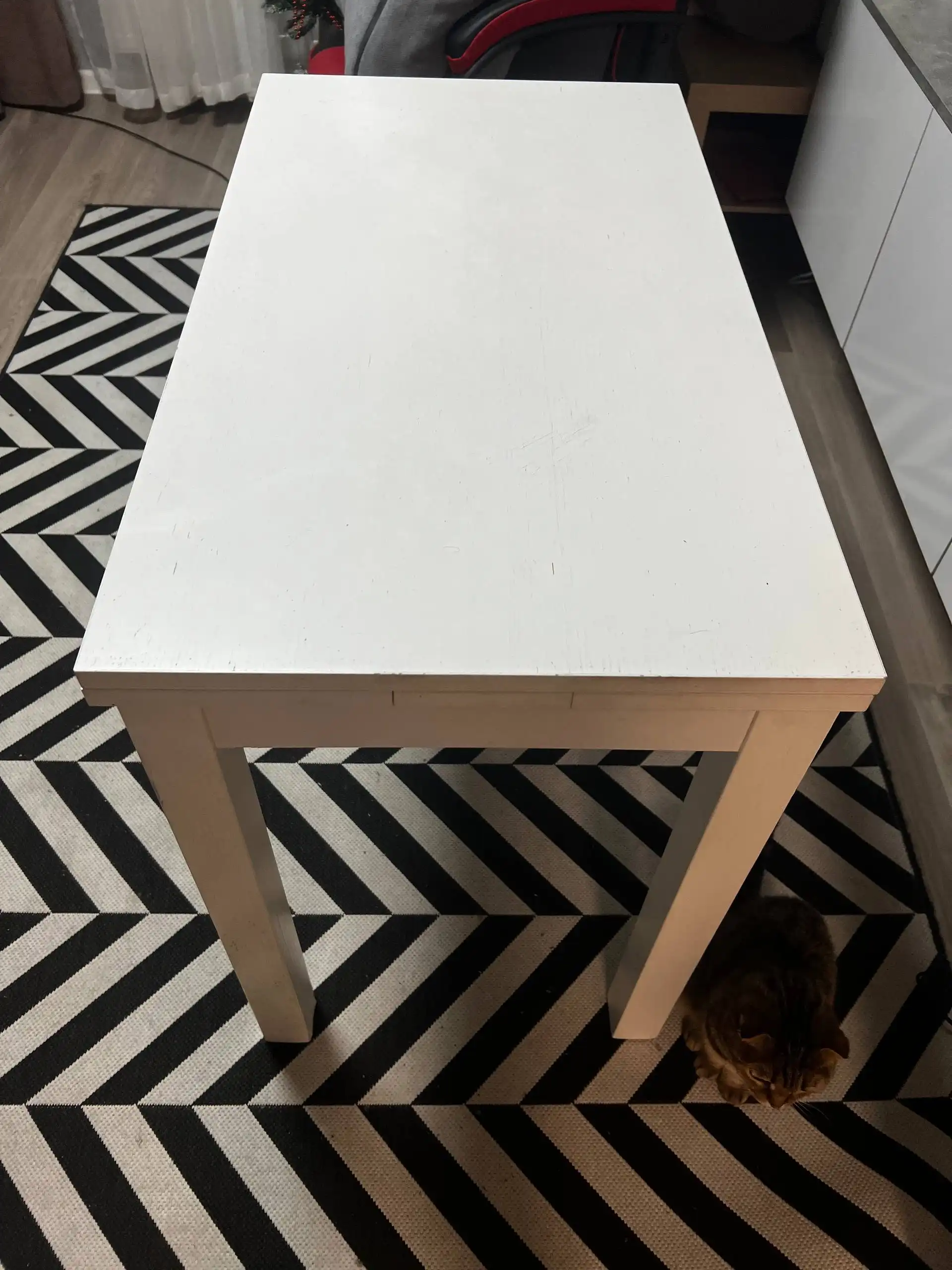 Стол ИКЕА Bjursta раскладной с дефектами