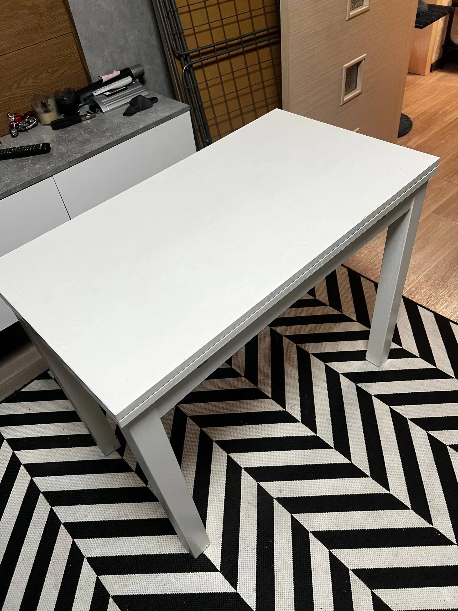 Стол ИКЕА Bjursta раскладной с дефектами