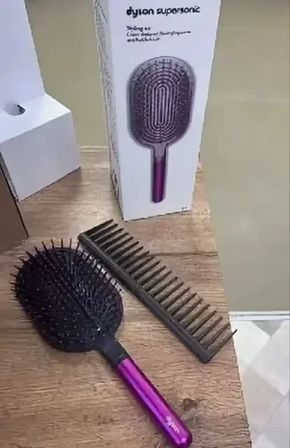 Массажная расческа и гребень для волос - Красота и здоровье в Новосибирск