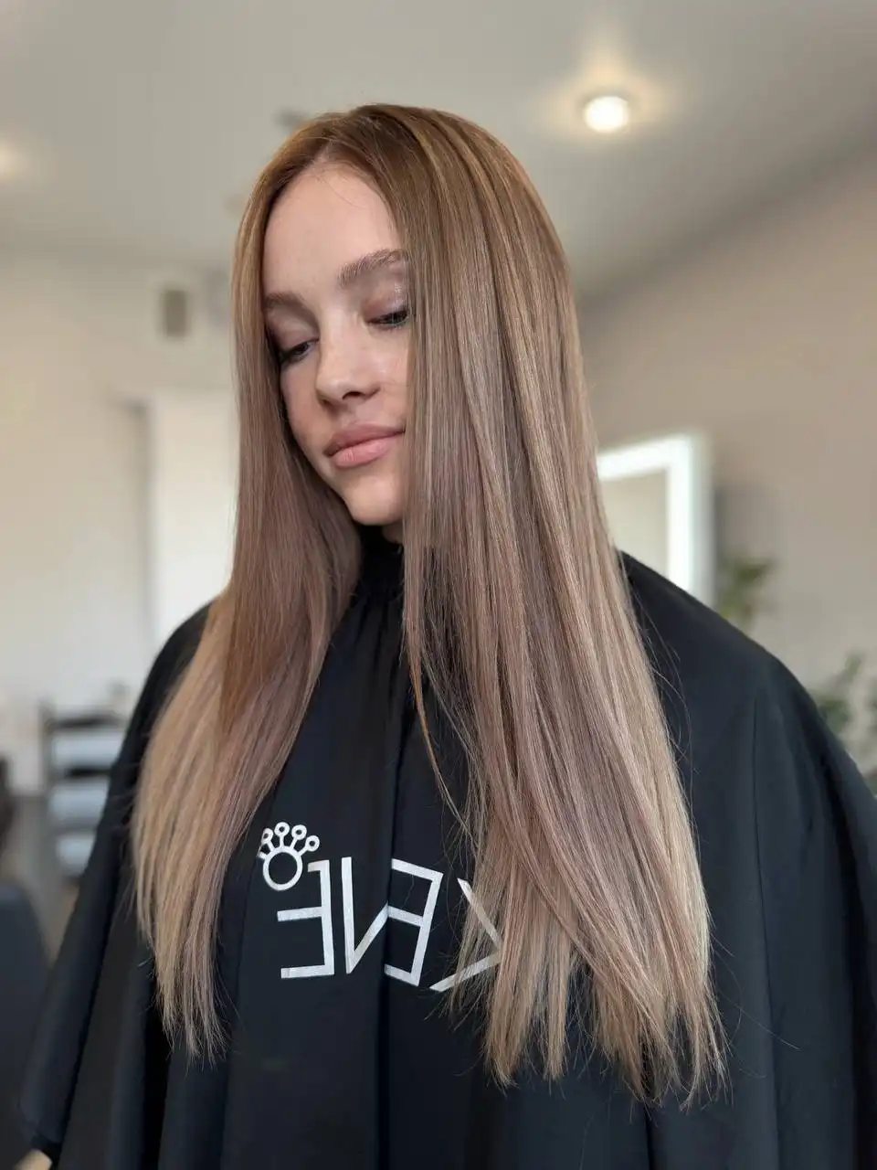 Окрашивание и стрижка в студии Дарьи